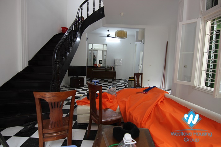 Three bedrooms house in Tu Hoa st, Tay Ho district, Ha Noi
